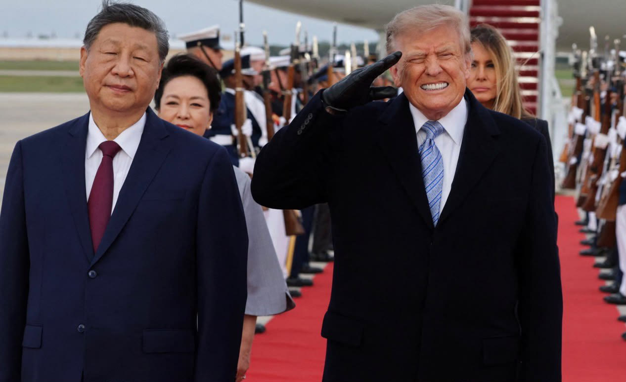 Trump Flinching Next to Xi Jinping blank meme template
