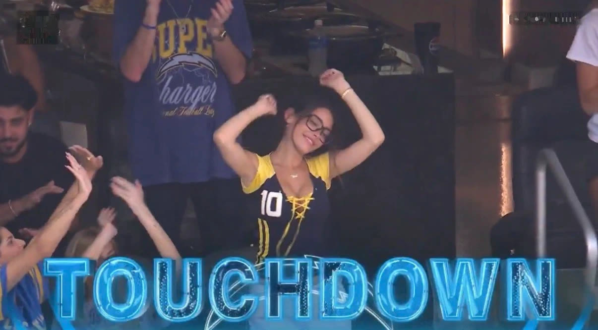 Madison Beer Touchdown Celebration blank meme template